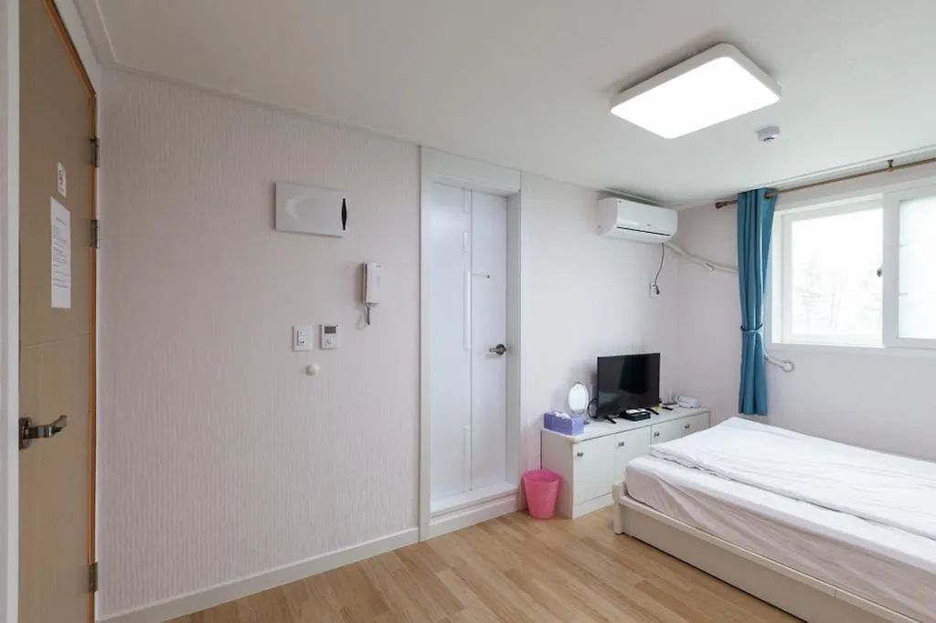 Edel Guesthouse انشيون بيت ضيافة